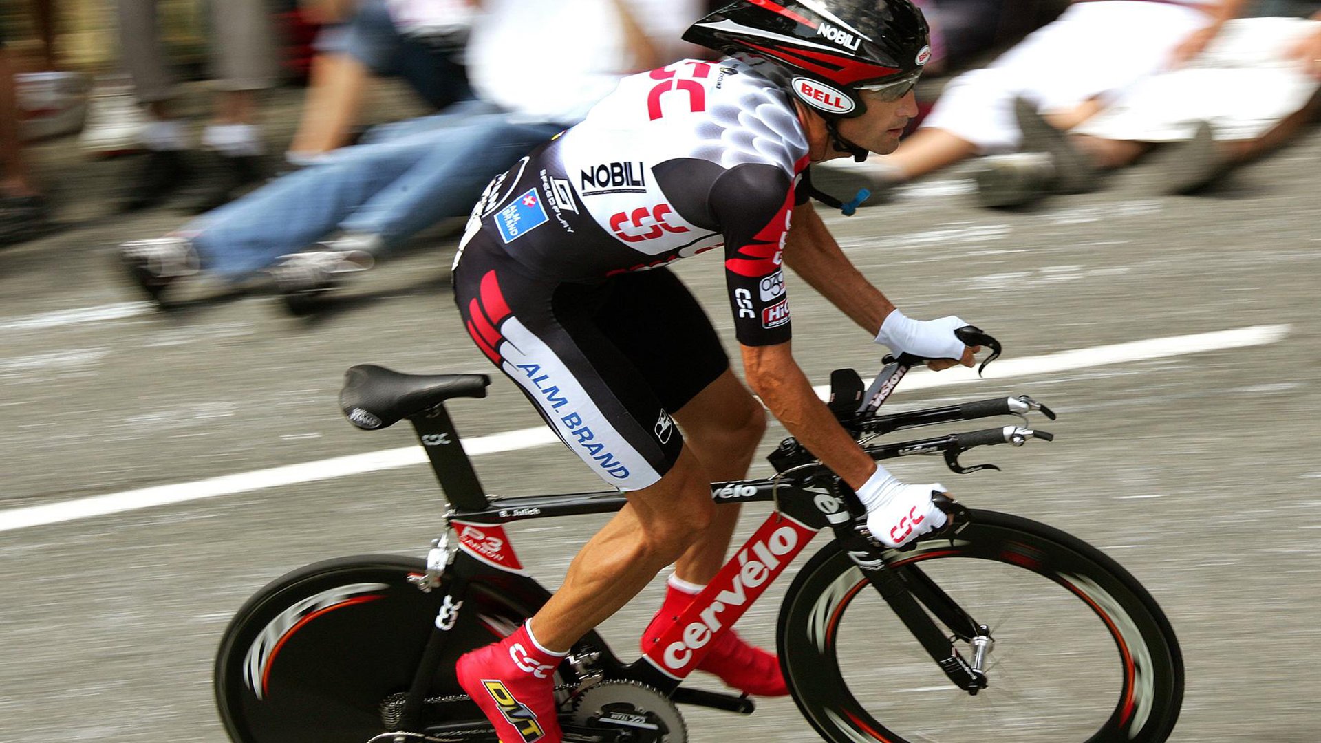 弗朗索瓦·斯图尔特：他的防守能力让南非队在进攻中占得先机，弗朗索瓦丝·德·费利斯